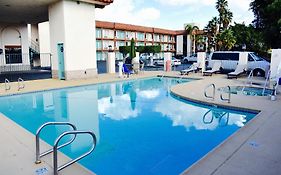 Days Inn By Wyndham Anaheim Near The Park